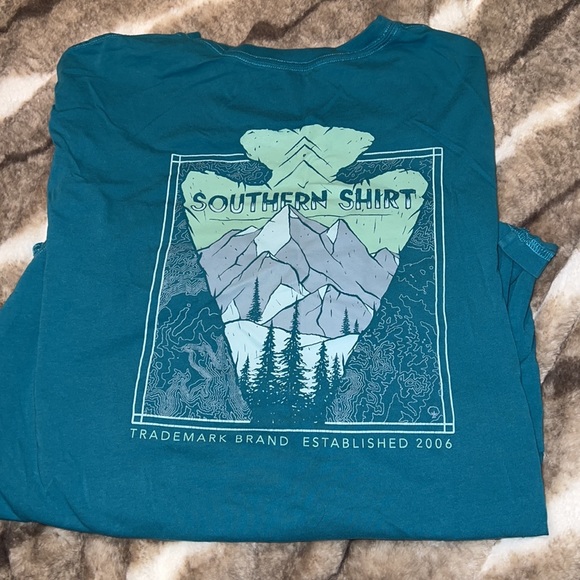 Southern Shirt Co. size Medium. Long sleeve! - Picture 2 of 2